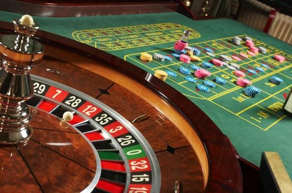 Balancing skill and chance inside online sports betting games