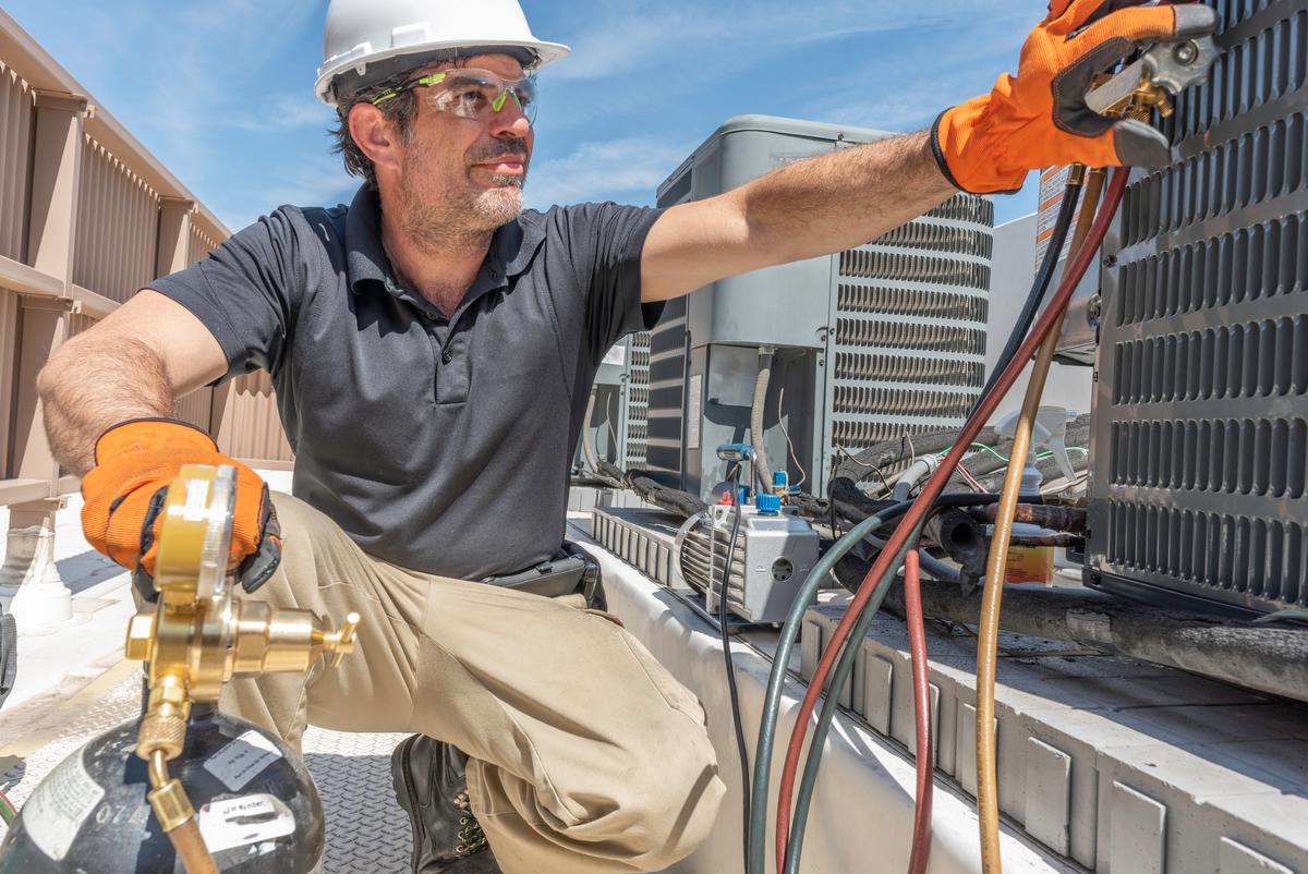 Energy-Efficient Heating and Cooling Solutions with IL HVAC for Every Property